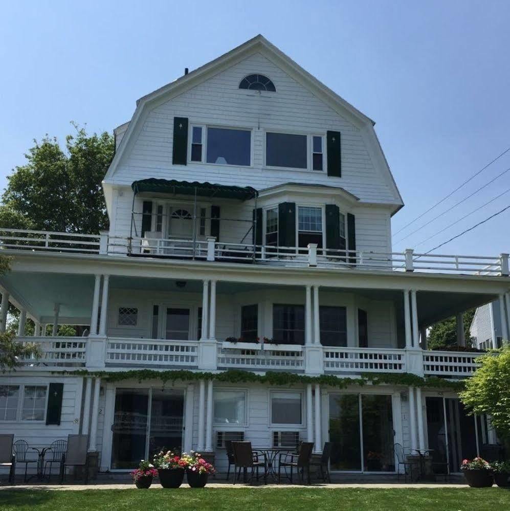 Marginal Way House Motel